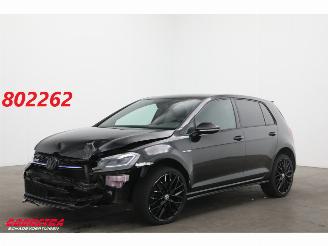 Vaurioauto  passenger cars Volkswagen Golf 1.4 TSI GTE LED ACC Virtual Camera PDC 2017/9