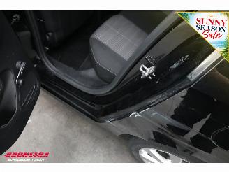 Opel Corsa 1.2 Edition 5-deurs Cruise Airco PDC LMV picture 13