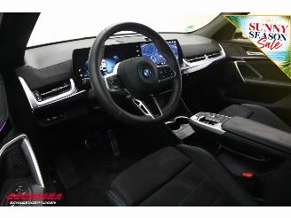 BMW iX2 eDrive20 67 kWh M Sport Edition ACC Navi Clima Leder SHZ Virtual Apple/Android Camera PDC picture 23