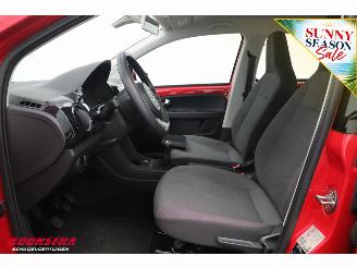 Volkswagen Up! 1.0 move up! 5-drs BlueMotion Airco 145.832 km! picture 11
