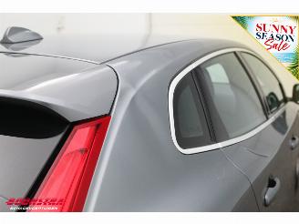 Volvo V-40 2.0 T2 Nordic+ Cruise Clima Navi Bluetooth SHZ PDC picture 13