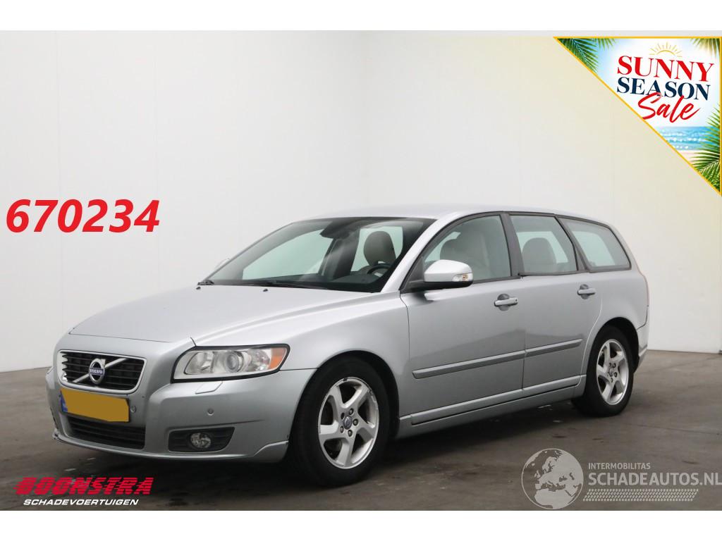 Volvo V-50 1.6 D2 S/S Kinetic Cruise Navi Clima Leder SHZ PDC