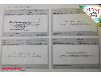 Peugeot 208 1.2 PT 100 Allure Apple/Android Clima Cruise PDC picture 28