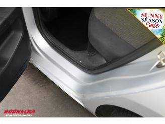 Volkswagen Up! 1.0 move up! BlueMotion 5-DRS Airco picture 10