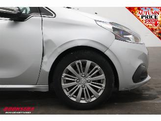 Peugeot 208 1.2 PureTech Allure Apple/Android Navi Clima Cruise Camera 64.916 km! picture 9