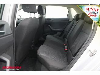 Volkswagen Polo 1.0 MPI Trendline Bluetooth Airco Cruise picture 14