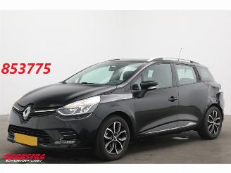 Schadeauto Renault Clio Estate Estate 0.9 TCe Zen Navi Airco Cruise AHK 2016/10