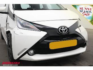 Toyota Aygo 1.0 VVT-i x-play Apple/Android Airco Cruise Camera picture 8