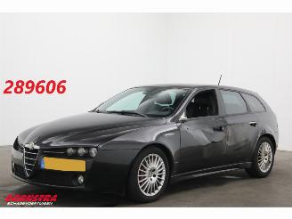 Schadeauto Alfa Romeo 159 Sportwagon 2.0 JTD Ti Distinctive Eerste Eigenaar! Navi Clima Cruise PDC AHK 2011/11