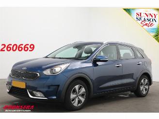Tweedehands auto Kia Niro 1.6 GDi Hybrid DynamicLine Navi Clima Cruise Camera PDC 2019/4