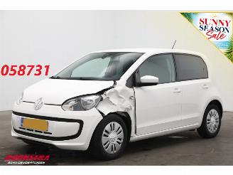 Schadeauto Volkswagen Up! 1.0 move up! BlueMotion 2013/12