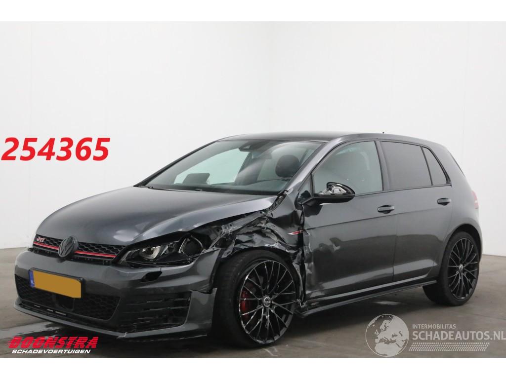 Volkswagen Golf 2.0 TSI GTI DSG LED ACC Apple/Android Camera SHZ