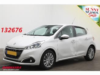 ocasión turismos Peugeot 208 1.6 BlueHDi Allure Navi Clima Cruise Apple/Android Camera PDC 2016/6