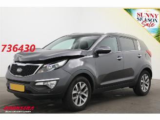 krockskadad bil auto Kia Sportage 1.6 GDI X-treme ComfortLine Leder Navi Clima Cruise Camera SHZ PDC AHK 2015/12