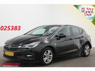 krockskadad bil auto Opel Astra 1.4 Business+ Navi Clima Cruise PDC AHK 160.008 km! 2017/11