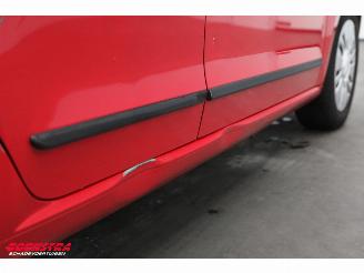 Volkswagen Up! 1.0 move up! BlueMotion 5-DRS Airco picture 6