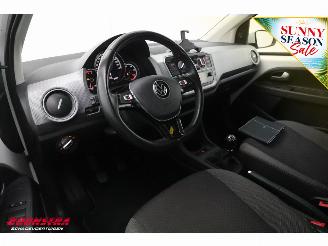 Volkswagen Up! 1.0 5-DRS Bluetooth Airco Cruise PDC 92.718 km! picture 17