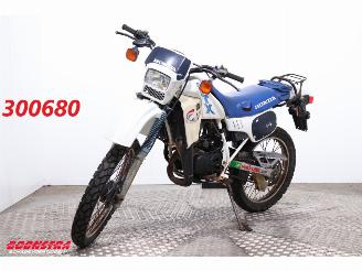 begagnad bil bromfiets Honda  mtx50 1985/7