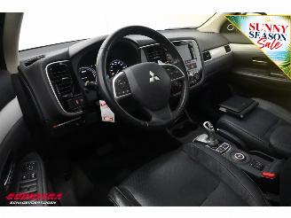 Mitsubishi Outlander 2.0 PHEV 4WD Limited Edition X-Line Schuifdak Leder Navi Clima Cruise Camera AHK picture 16
