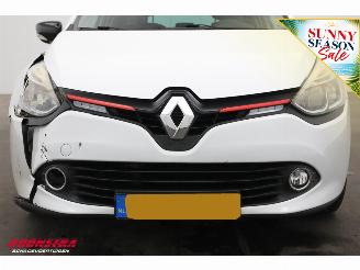 Renault Clio Estate 0.9 TCe Expression Navi Cruise Airco Bluetooth picture 11