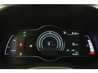 Hyundai Kona EV Fashion 64 kWh Krell HUD ACC Navi Clima Bluetooth Camera PDC picture 18