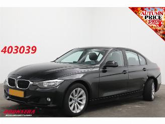 BMW 3-serie 320i AUT Executive Navi Cruise Clima PDC AHK 152.512 km! picture 1