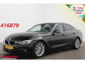 Vaurioauto  passenger cars BMW 3-serie 330e iPerf. M Sport LED ACC HUD H/K Memory Camera LRHZ Leder 2016/8