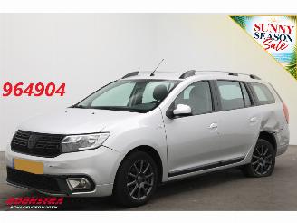Schadeauto Dacia Logan MCV 1.5 dCi Laureate Cruise Navi Airco Bluetooth PDC LMV 2017/6