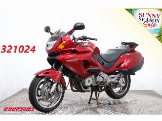 danneggiata motocicli Honda NT 650 Deauville NT 650 Deauville 14.956 km! 2000/6