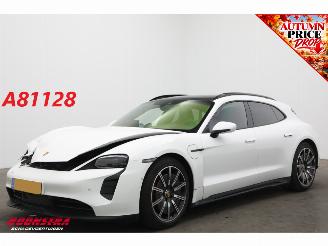 krockskadad bil auto Porsche Taycan GTS 95 kWh Sport Chrono PDLS+ PDCC PTV PTM 4WD 4WS Pano HUD Bose Memory 360° 2023/7