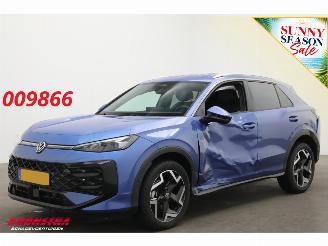 krockskadad bil auto Volkswagen T-Roc 1.5 eTsi DSG R-Line ACC Navi Clima SHZ Apple/Android Virtual Camera PDC 2026/1