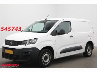damaged passenger cars Peugeot Partner 1.5 BlueHDI Premium Cruise Airco Apple/Android PDC 2021/11