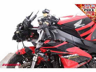Honda  CBR 1000RR Fireblade Leo Vince 26.807 km! picture 14