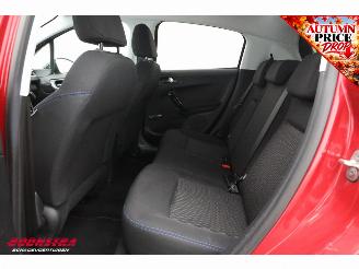 Peugeot 208 1.2 PureTech Signature Cruise Navi Airco Apple/Android PDC picture 18
