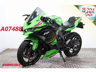 dañado motos Kawasaki  Ninja ZX-4RR ABS Akrapovic 2.984 km! 2025/11