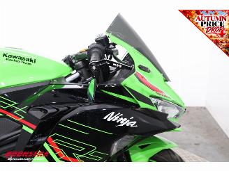 Kawasaki  Ninja ZX-4RR ABS Akrapovic 2.984 km! picture 22