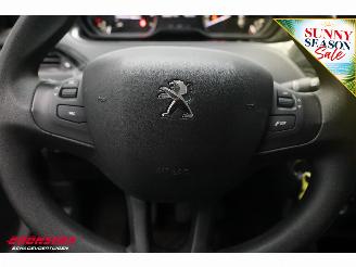Peugeot 208 1.2 PureTech Blue Lease Cruise Airco Apple/Android PDC picture 17