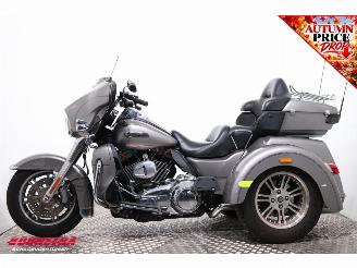 Harley-Davidson  FLHTCUTG Tri Glide Ultra Classic 5HD! LED ABS Cruise Reverse 28.802 km! picture 5