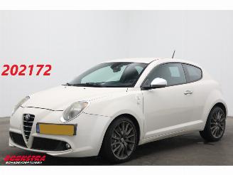 Schadeauto Alfa Romeo MiTo 1.4 T Quadrifoglio Verde Navi Clima Camera PDC 2012/9