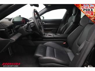 Porsche Taycan 4S 79 kWh Sport Chrono ACC Bose Memory picture 16