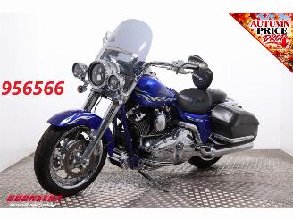 krockskadad bil motor Harley-Davidson  110 FLHRSE CVO Road King 110 FLHRSE CVO Road King 5HD! 2007/4
