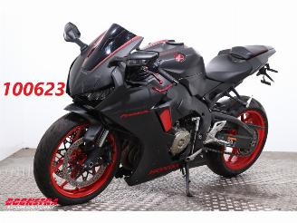 Unfall Kfz Motorrad Honda CBR 1000 RR Fireblade LED ABS Quickshift 2019/3