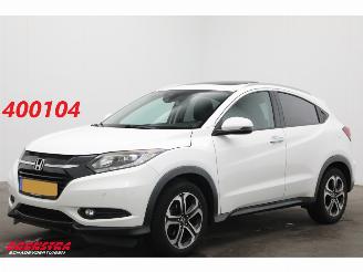 krockskadad bil auto Honda Hr-v 1.5 i-VTEC Executive Pano Cruise Navi Clima SHZ Camera PDC 2015/9