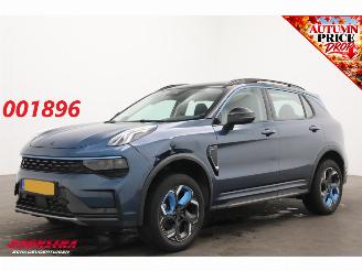 krockskadad bil auto Lynk & Co 01 1.5 HEV Infinity Pano ACC Navi Clima SHZ Virtual Apple/Android Camera PDC AHK 2022/4