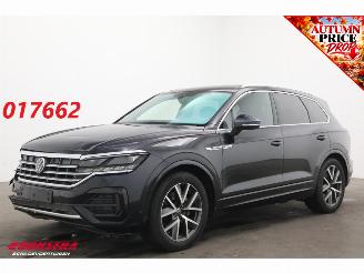damaged passenger cars Volkswagen Touareg 3.0 TDI 4motion R-Line HUD Pano ACC SHZ Virtual 360° PDC AHK 2021/11