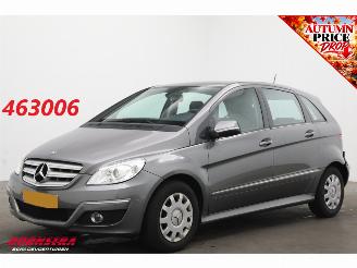 damaged passenger cars Mercedes B-klasse 170 Aut. Cruise Airco PDC Org. NL + NAP 2009/2