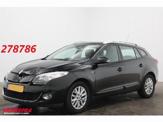 krockskadad bil auto Renault Mégane Estate 1.5 dCi Bose Cruise Navi Clima Bluetooth Camera PDC 2013/8