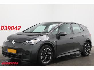 krockskadad bil auto Volkswagen ID.3 Pro 58 kWh ACC Navi Clima SHZ LrHZ Virtual Apple/Android PDC 2022/8