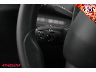 Peugeot 208 1.2 PureTech Like Cruise Airco Bluetooth picture 24