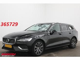 škoda osobní automobily Volvo V-60 2.0 T8 Twin Engine AWD R-Design Pano Navi Virtual Memory Leder SHZ LrHZ Camera PDC AHK 2019/12